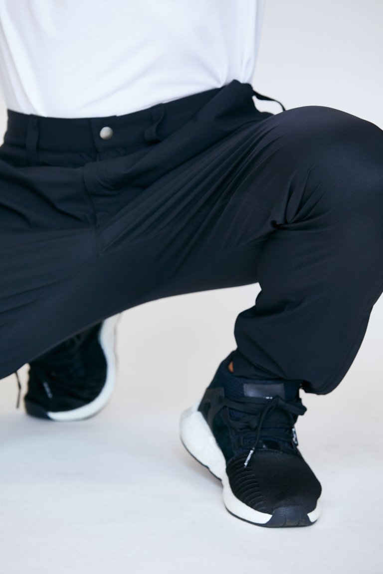 BUKE PT 06 - デザインと機能性を両立させた軽量レインパンツ。